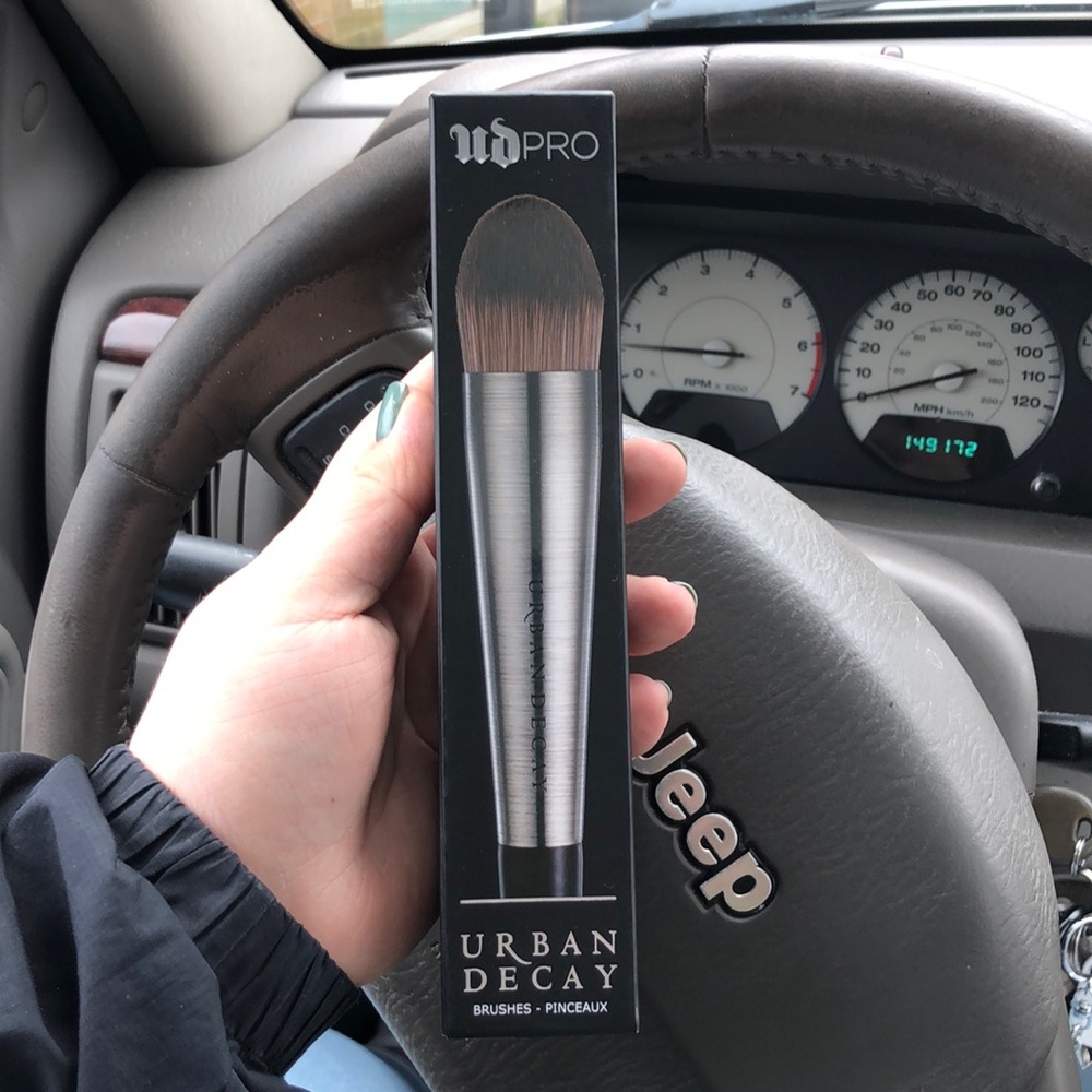 Urban decay brush